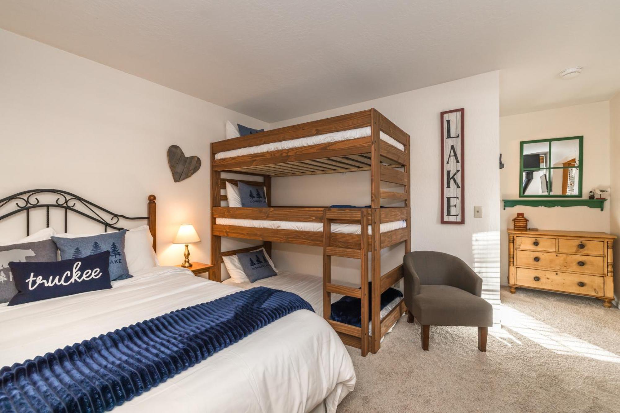 טראקי Donner Lake Inn מראה חיצוני תמונה